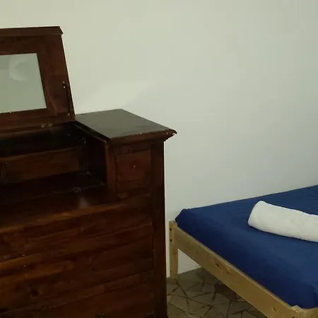 Der Bahnhof 4*