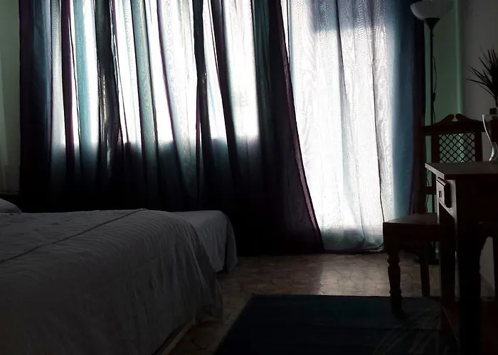 Bed & Breakfast Der Bahnhof Pisa